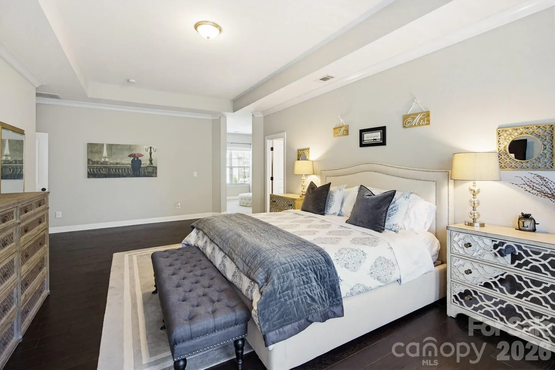 Photo of 3083 Twin Lakes Drive