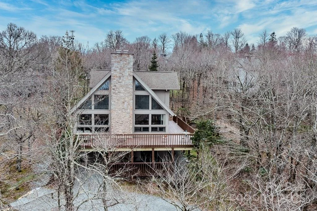 Photo of 130 Skiway Circle