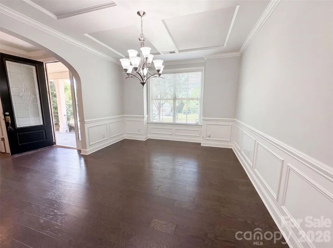 Photo of 147 Monteray Oaks Circle