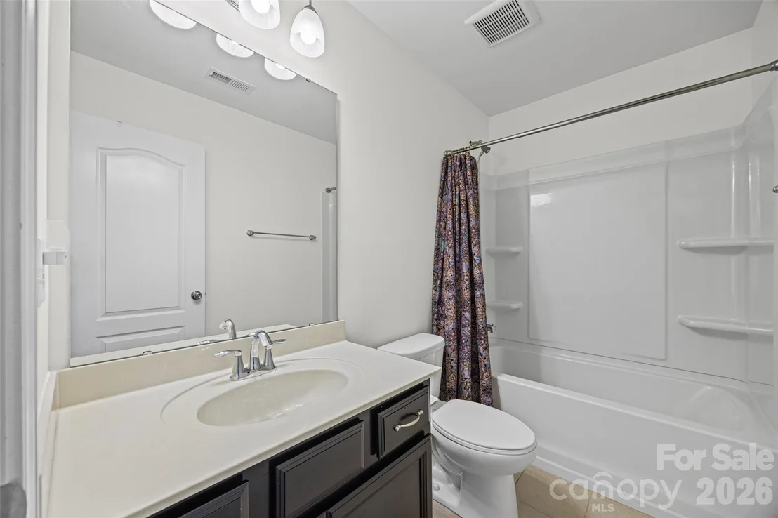 Photo of 406 Livingston Drive