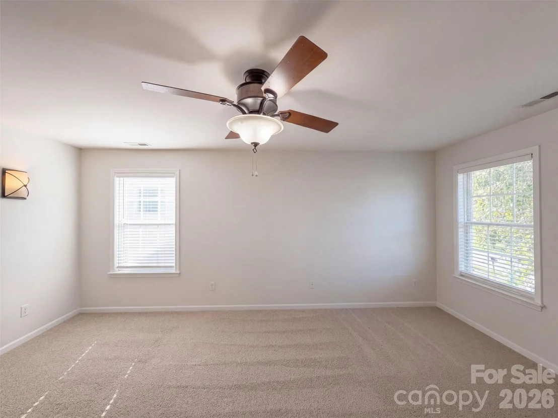 Photo of 821 Pinkney Place