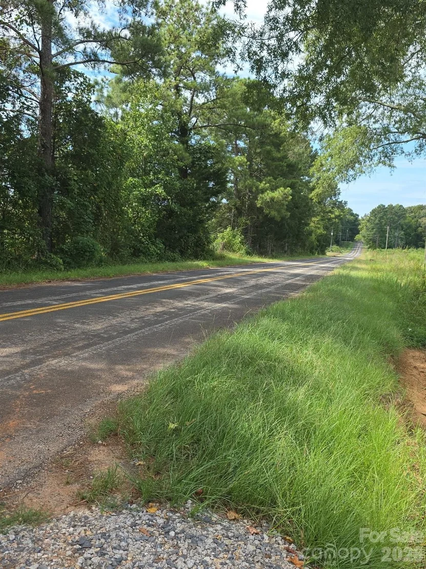 Photo of 3373 Red Doc Road