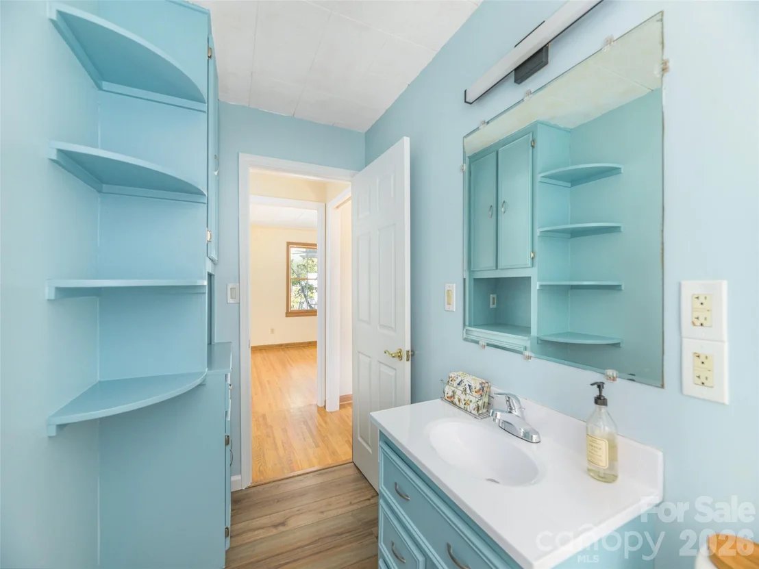 Photo of 135 Patton Avenue
