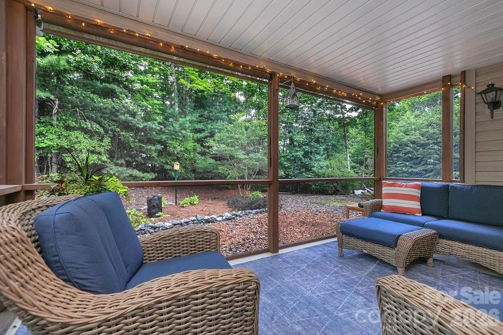 Photo of 542 Soquili Drive