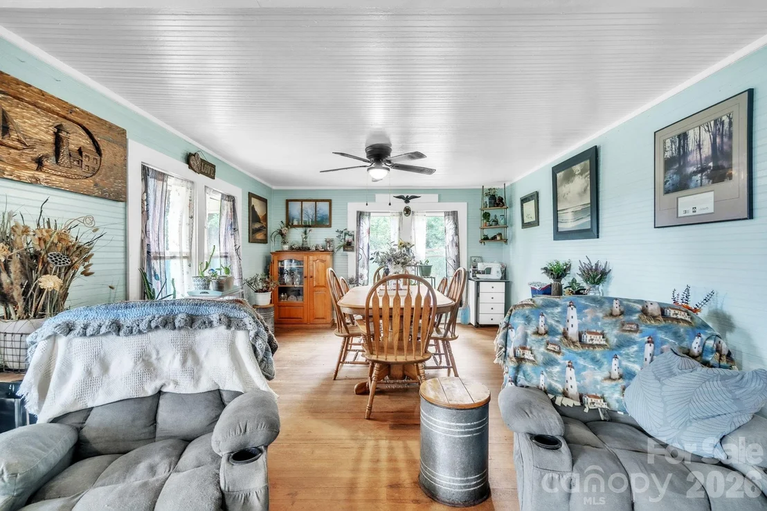 Photo of 140 Painter Road