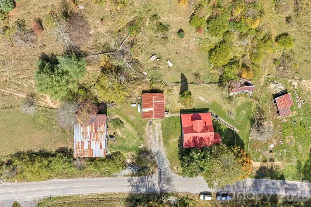 Photo of 1068 Laurel Branch Road
