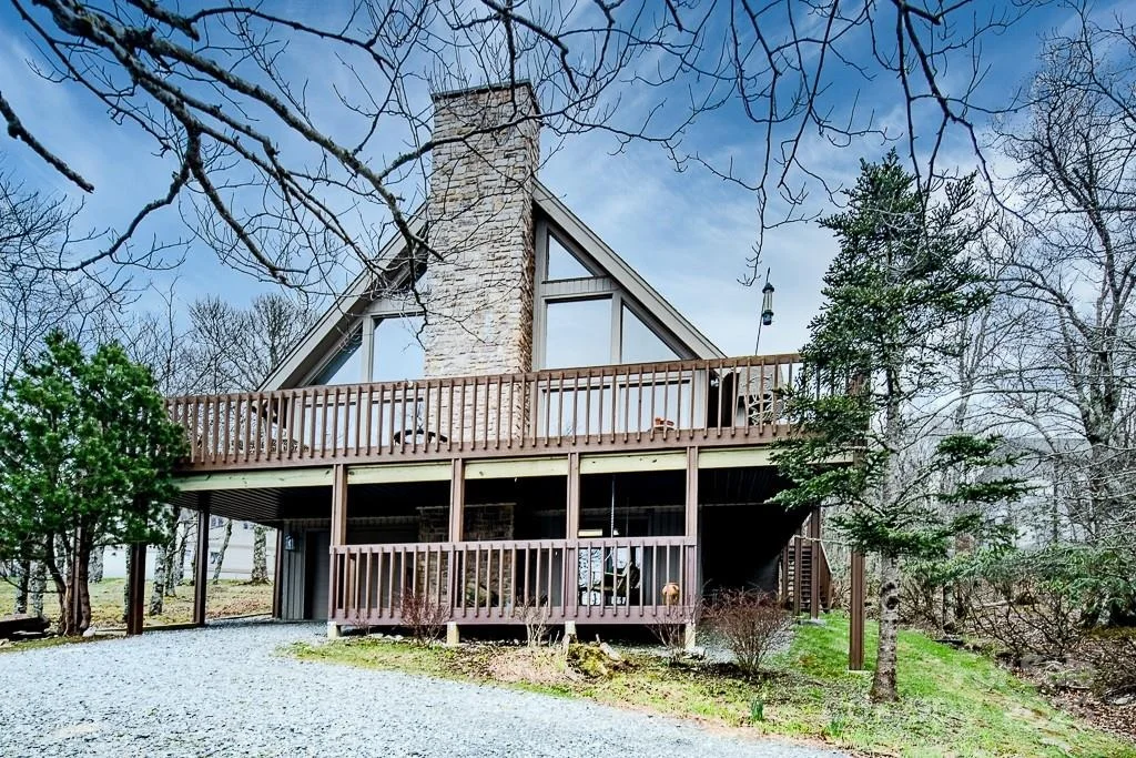 Photo of 130 Skiway Circle