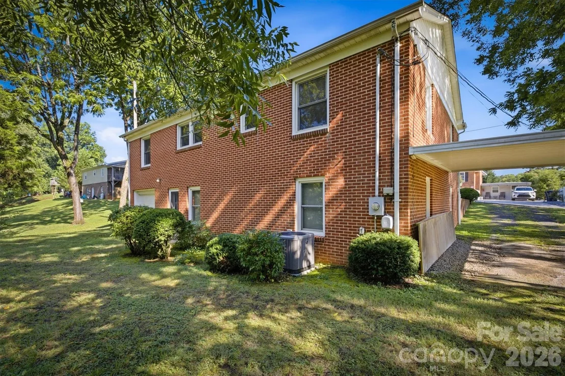 Photo of 114 Harris Drive