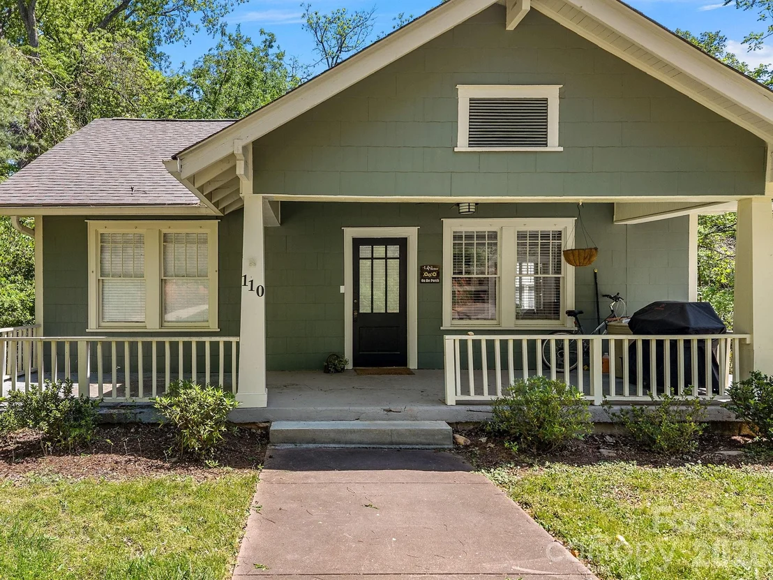 Photo of 110 Grady Avenue