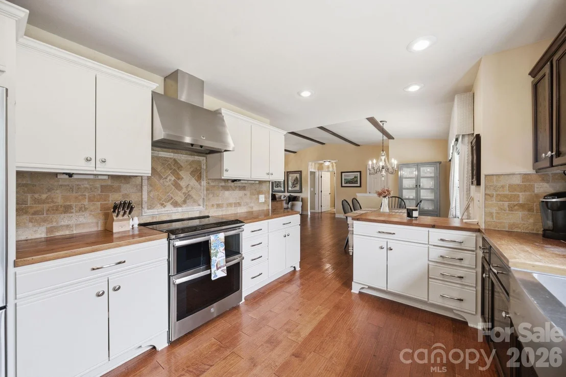 Photo of 276 Four Diamond Drive