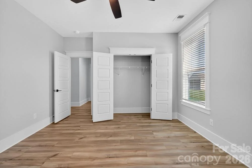 Photo of 1652 Dresden Drive