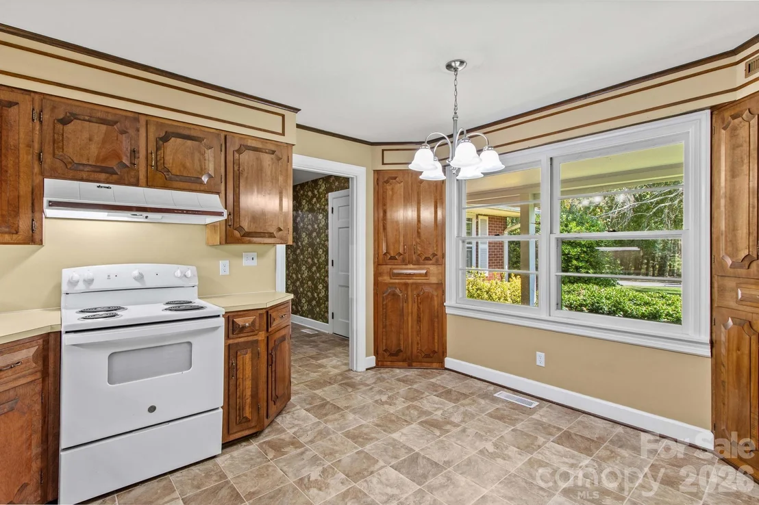 Photo of 875 Bonanza Drive