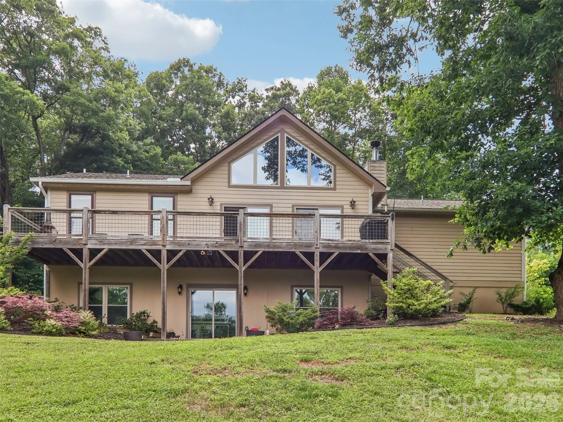Photo of 77 Willow Stone Way