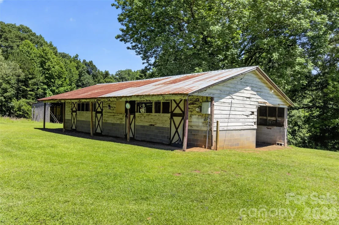 Photo of 8234 Dennis Road