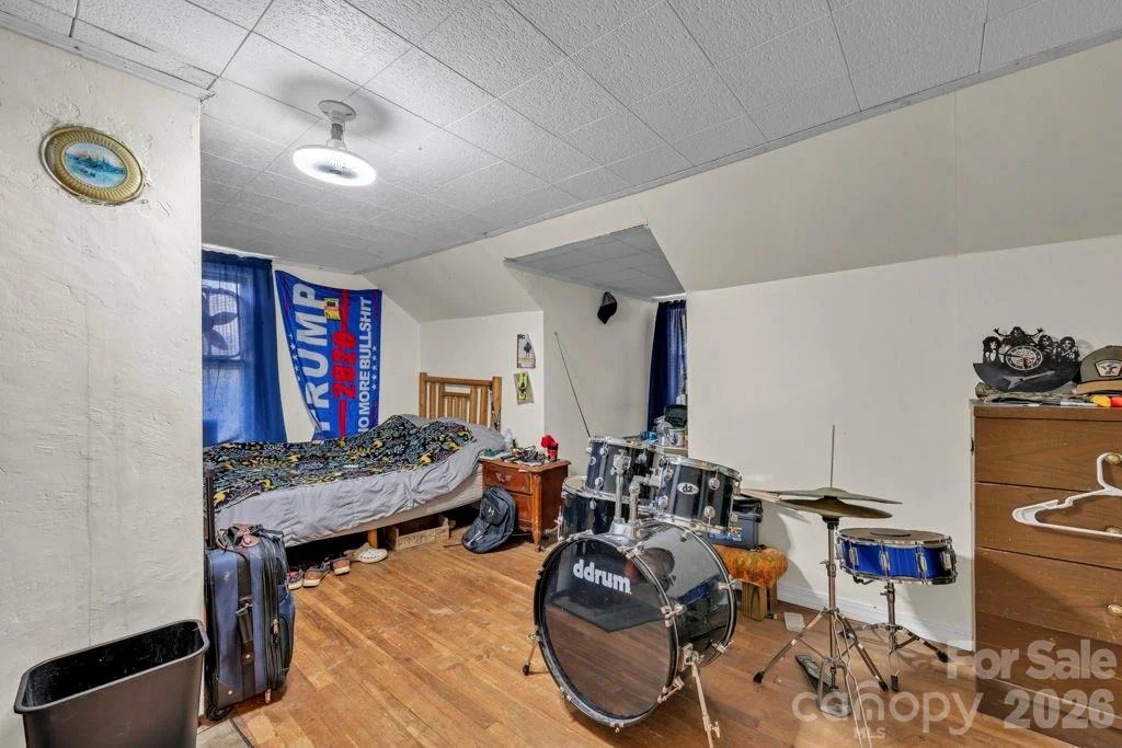 Photo of 1068 Laurel Branch Road
