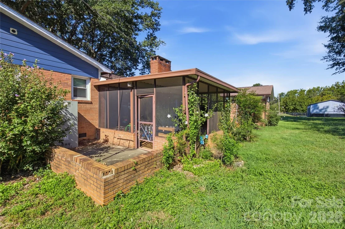 Photo of 169 Greenbriar Drive
