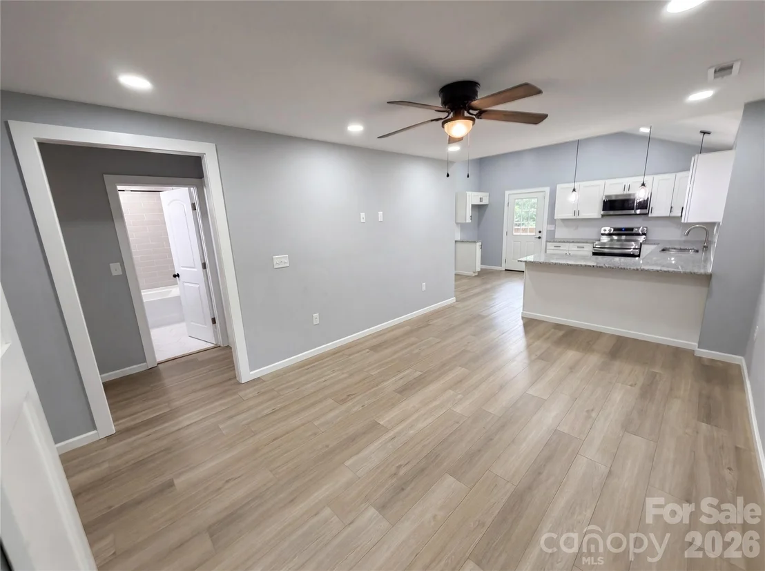 Photo of 1013 Elm Street