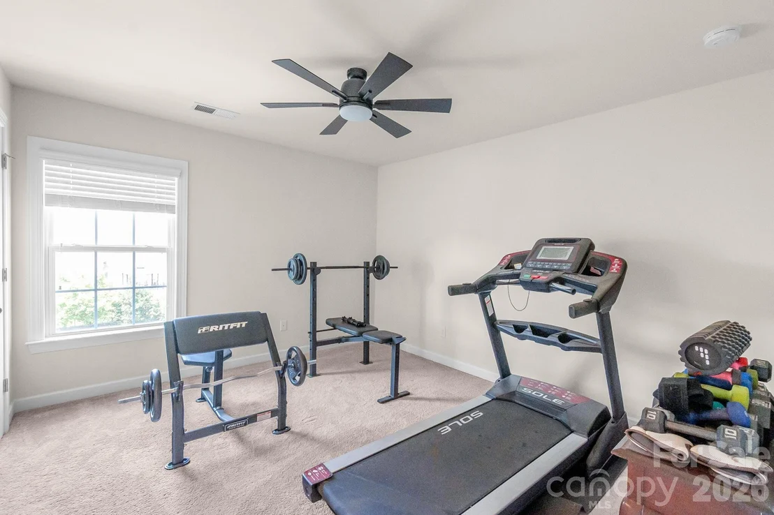 Photo of 2083 Topaz Plaza