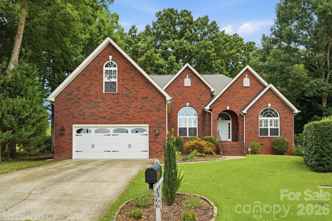 Photo of 1366 Crown Ridge Drive
