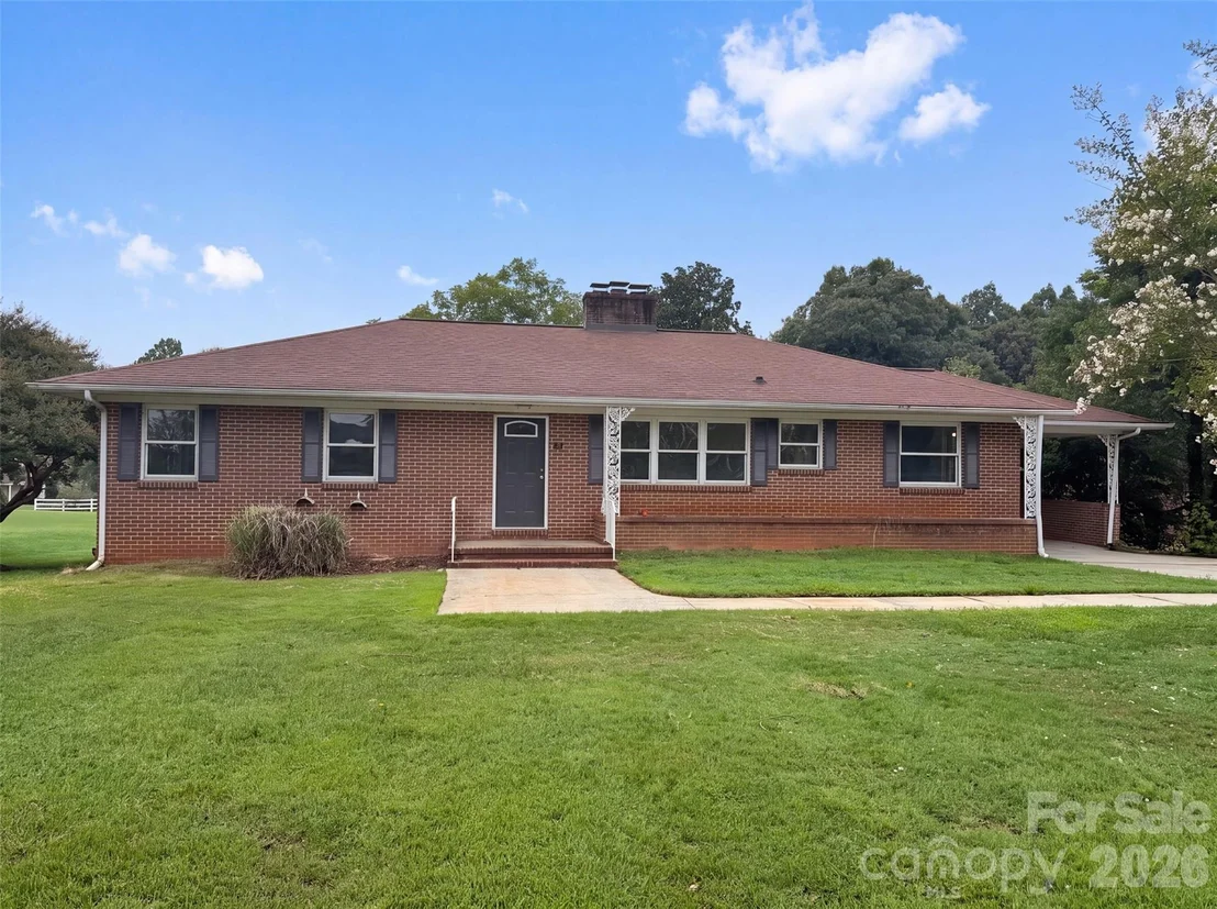 Photo of 411 Roy Eaker Road