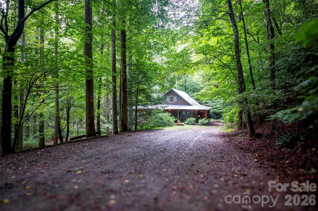 Photo of 2218 Mountain Page Road