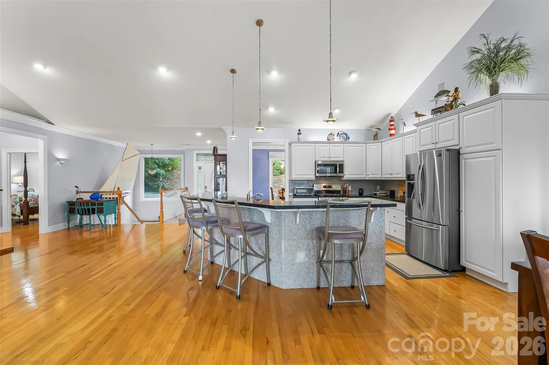 Photo of 705 Waters Edge Drive