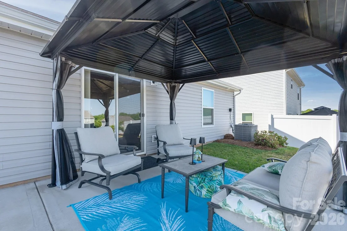 Photo of 410 Apex Circle