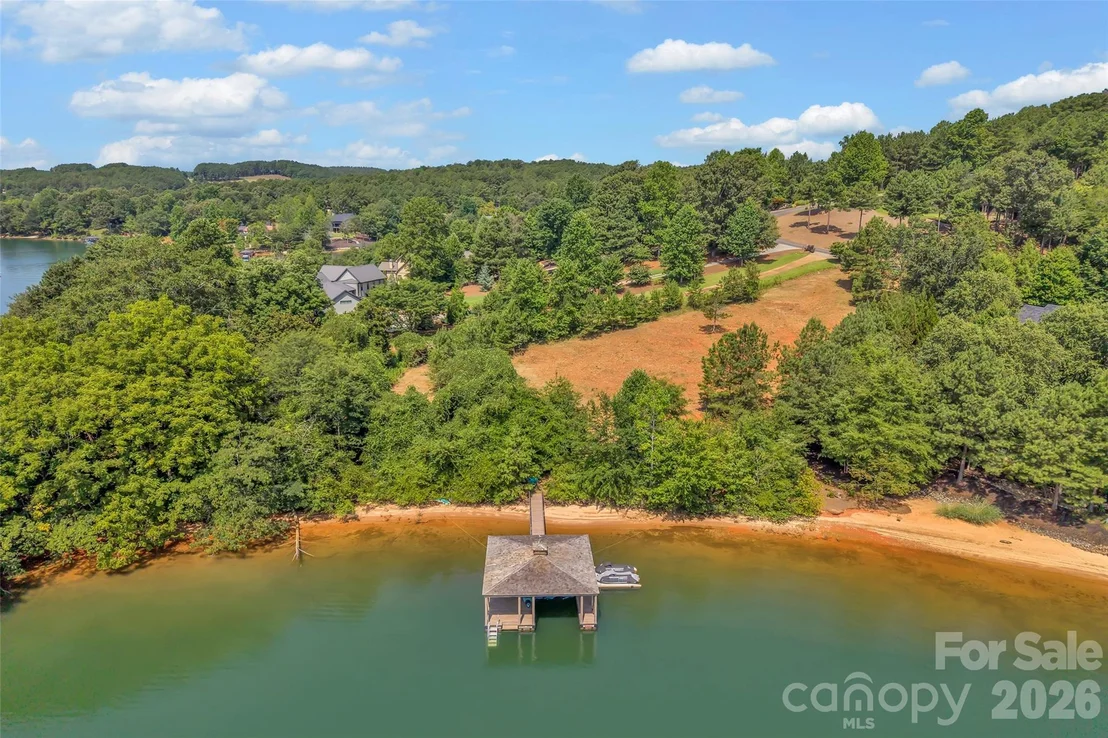 Photo of 246 Long Ridge Road