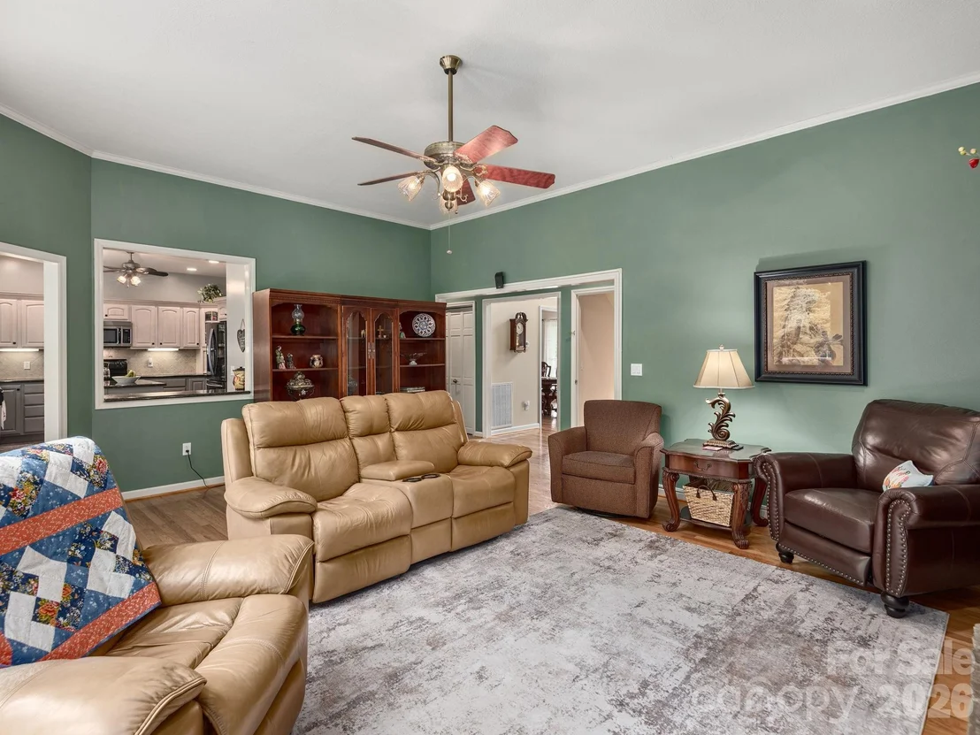 Photo of 24 Nesbitts Olde Farm Road