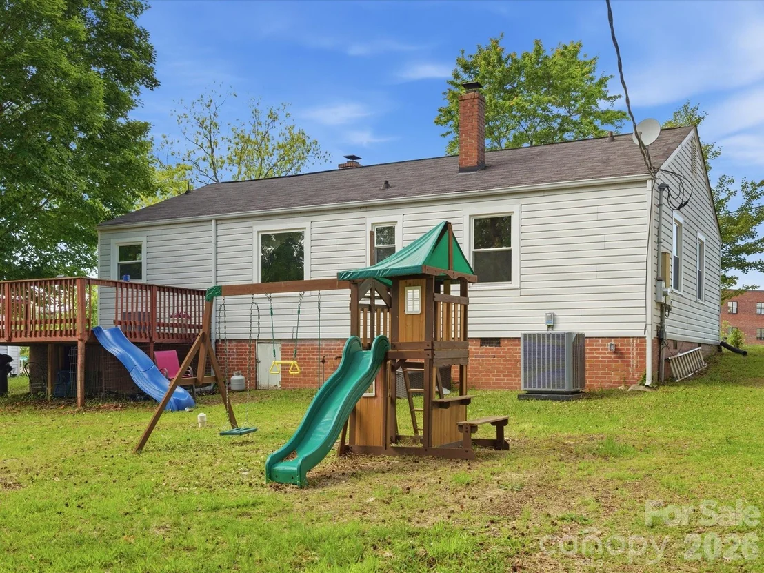 Photo of 620 Normandy Road
