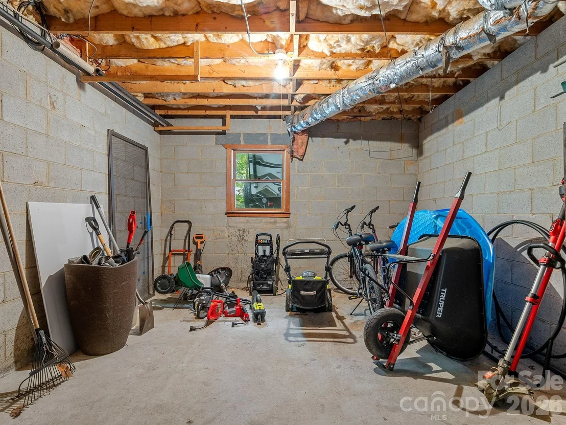 Photo of 707 Dogwood Trail