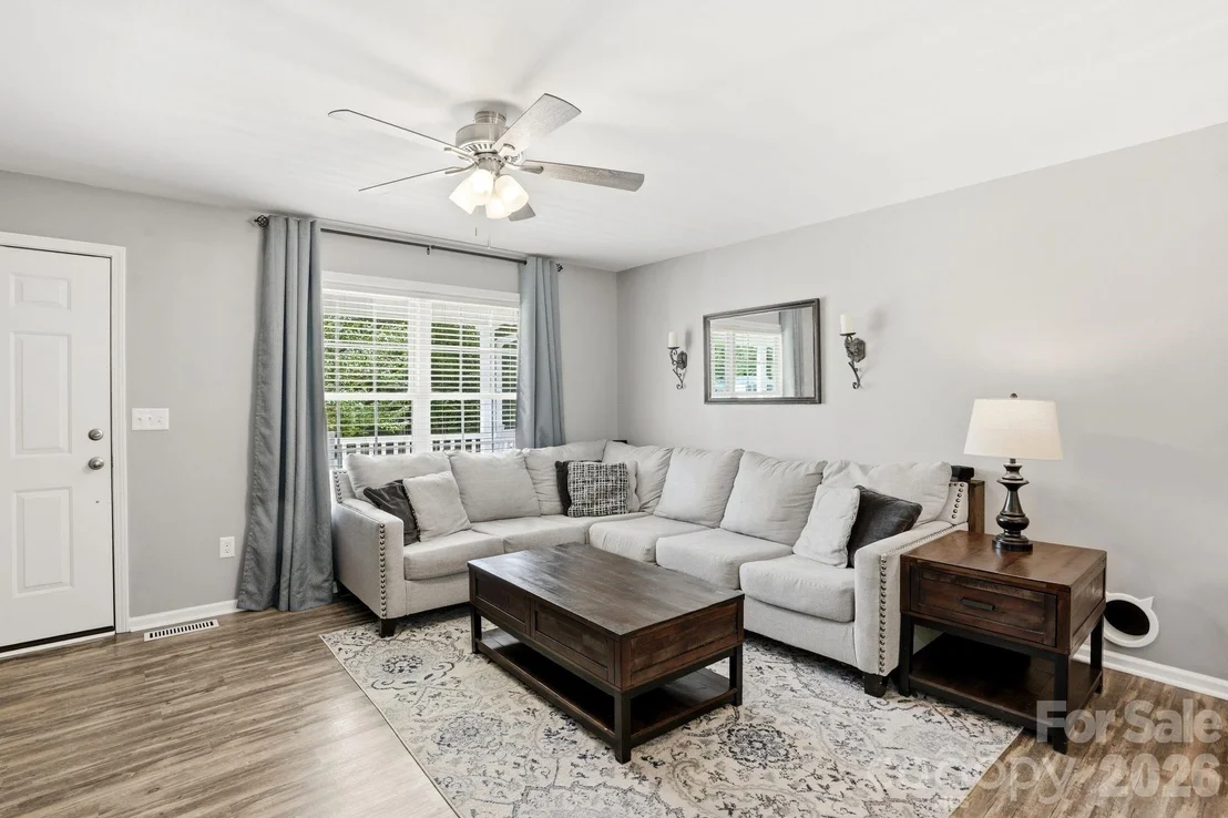 Photo of 142 Sam Bailes Boulevard