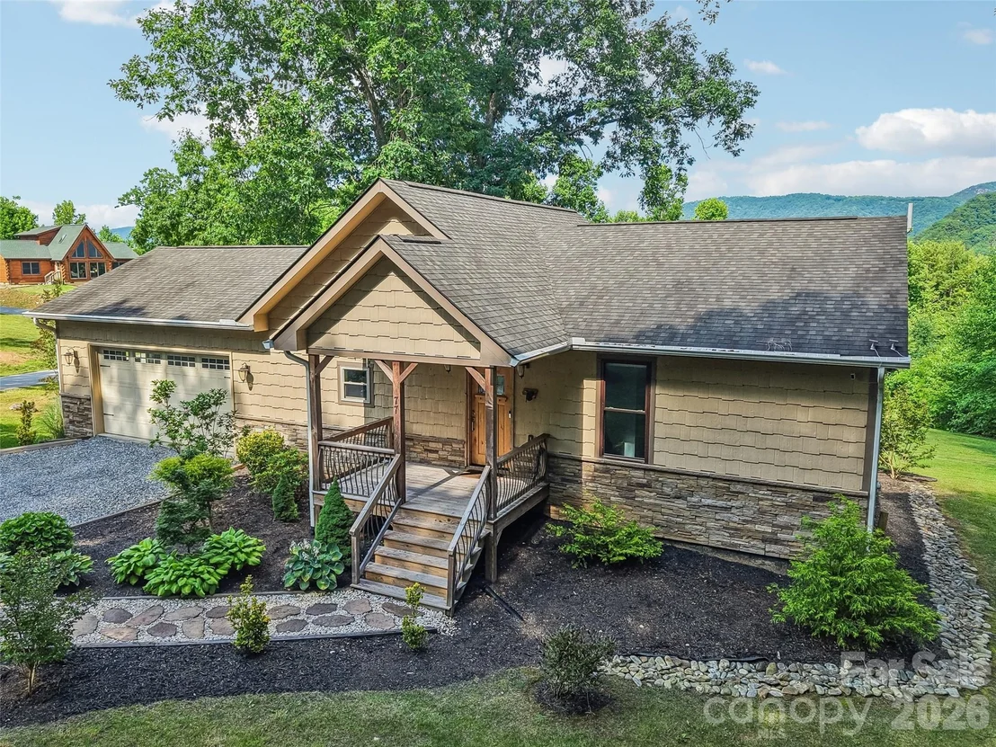Photo of 77 Willow Stone Way