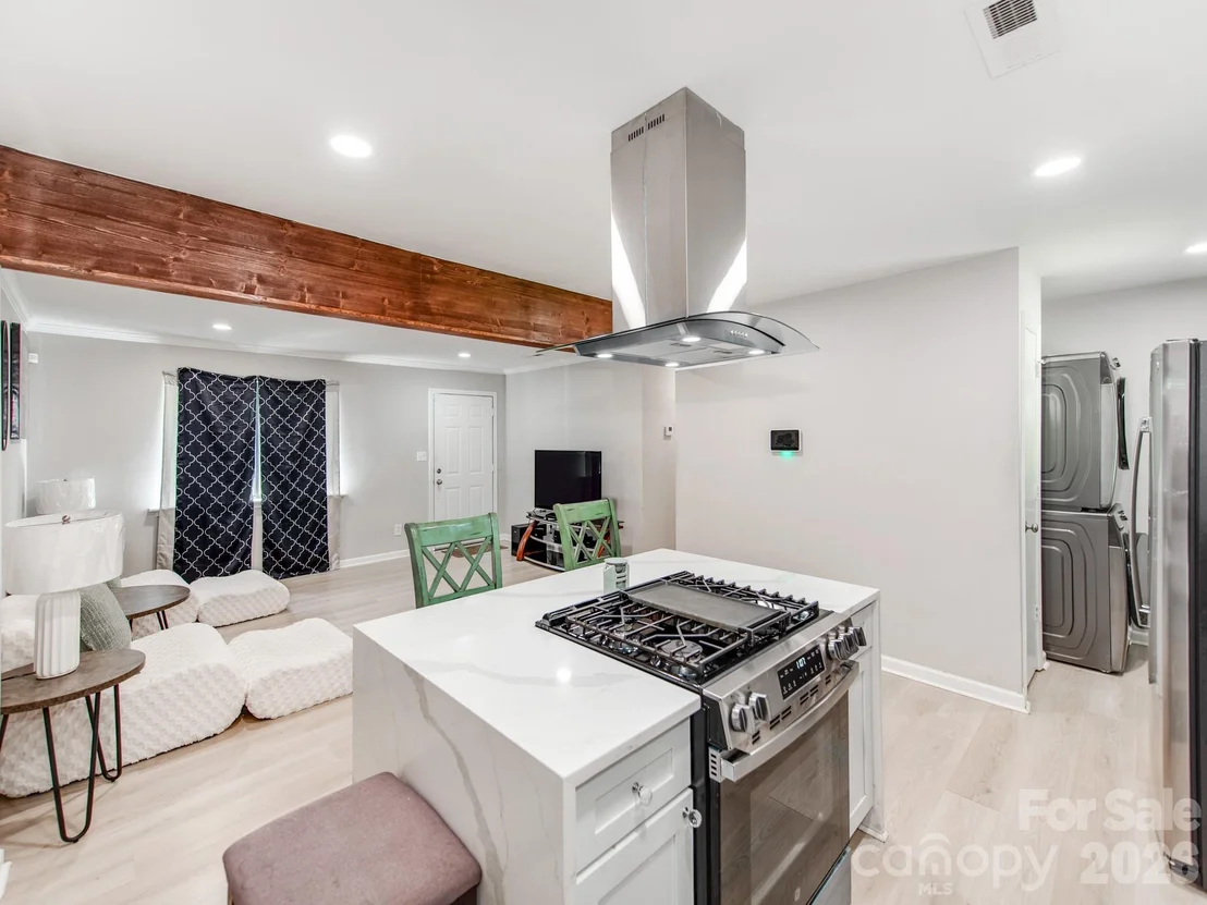 Photo of 4925 Springview Road
