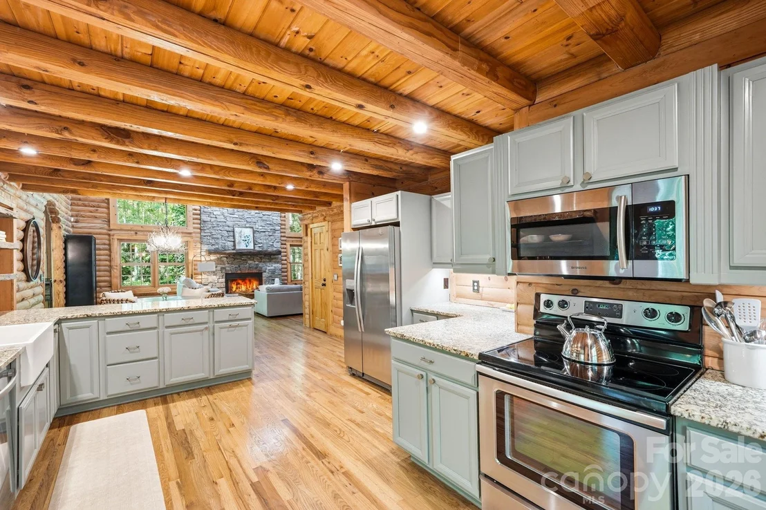 Photo of 16 Shadow Brook Drive