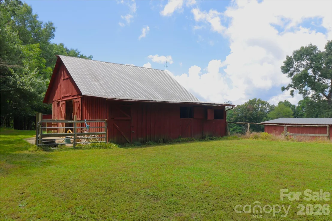 Photo of 141 Owl Haven Lane