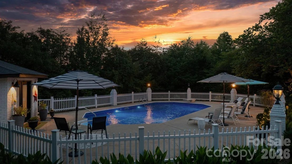 Photo of 1314 Shirebourn Drive