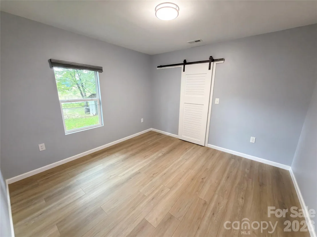 Photo of 1013 Elm Street