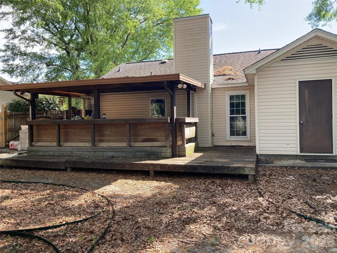 Photo of 526 Hillcrest Drive