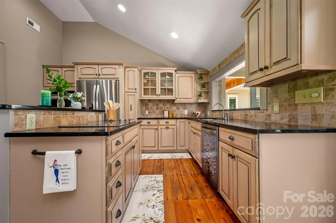 Photo of 183-185 Rubin Thorne Road