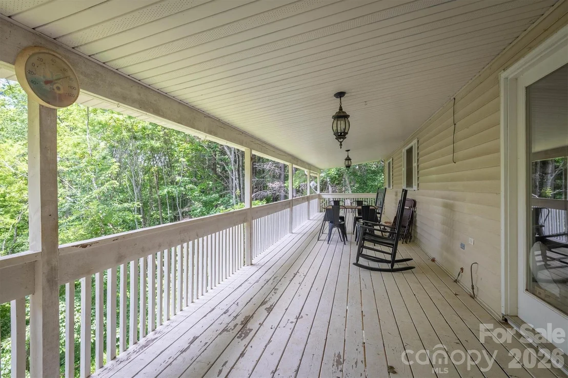 Photo of 665 Will Robbins Lane