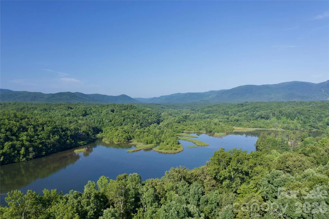 Photo of 23 Mountain Parkway