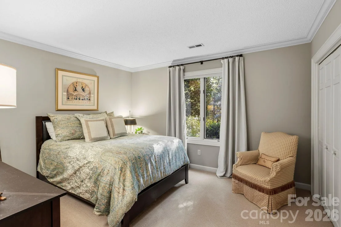 Photo of 308 Kenmure Drive