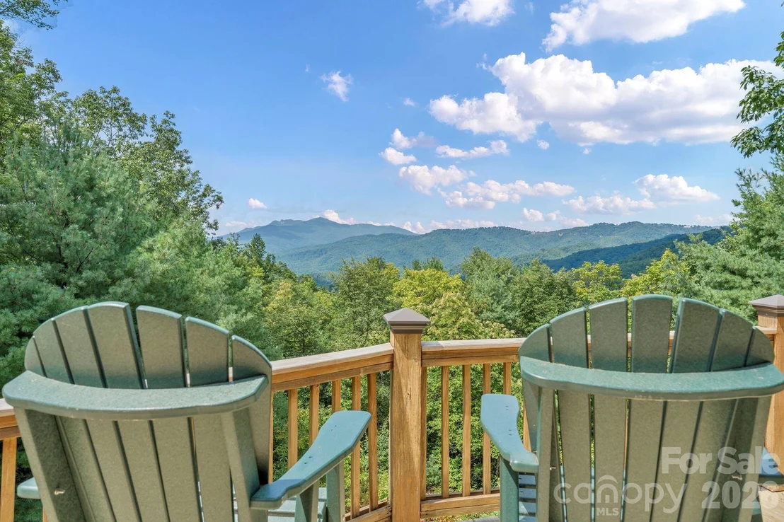 Photo of 4880 Nightingale Lane