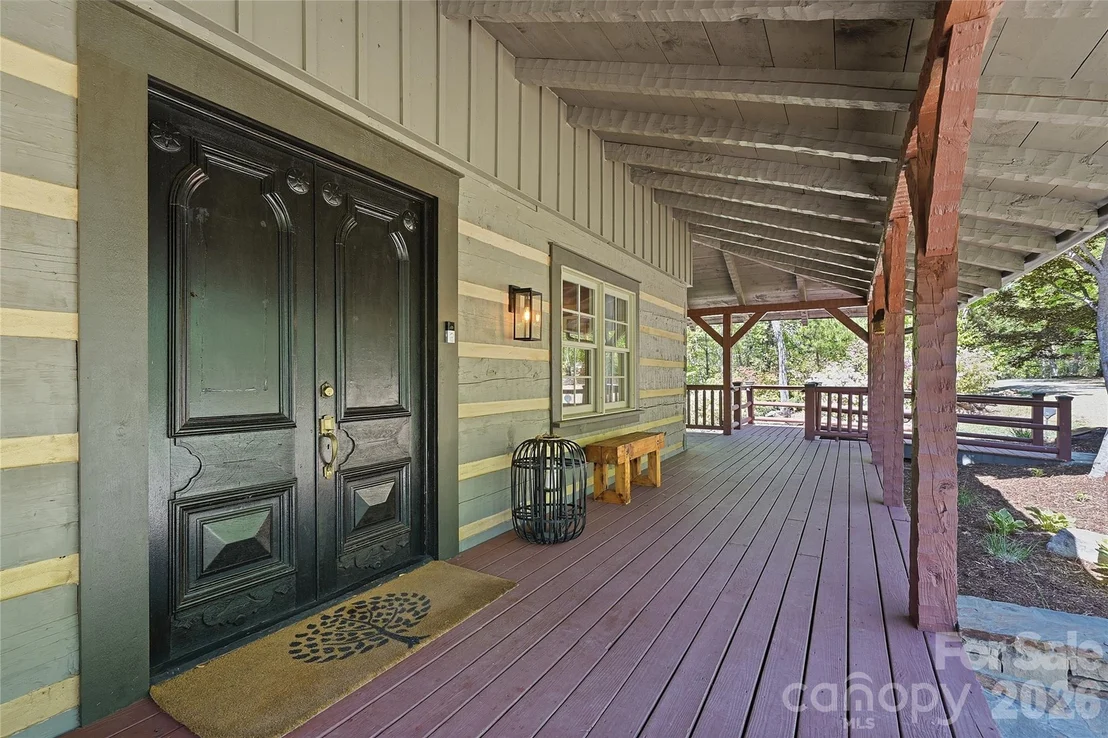 Photo of 723 N Highland Road