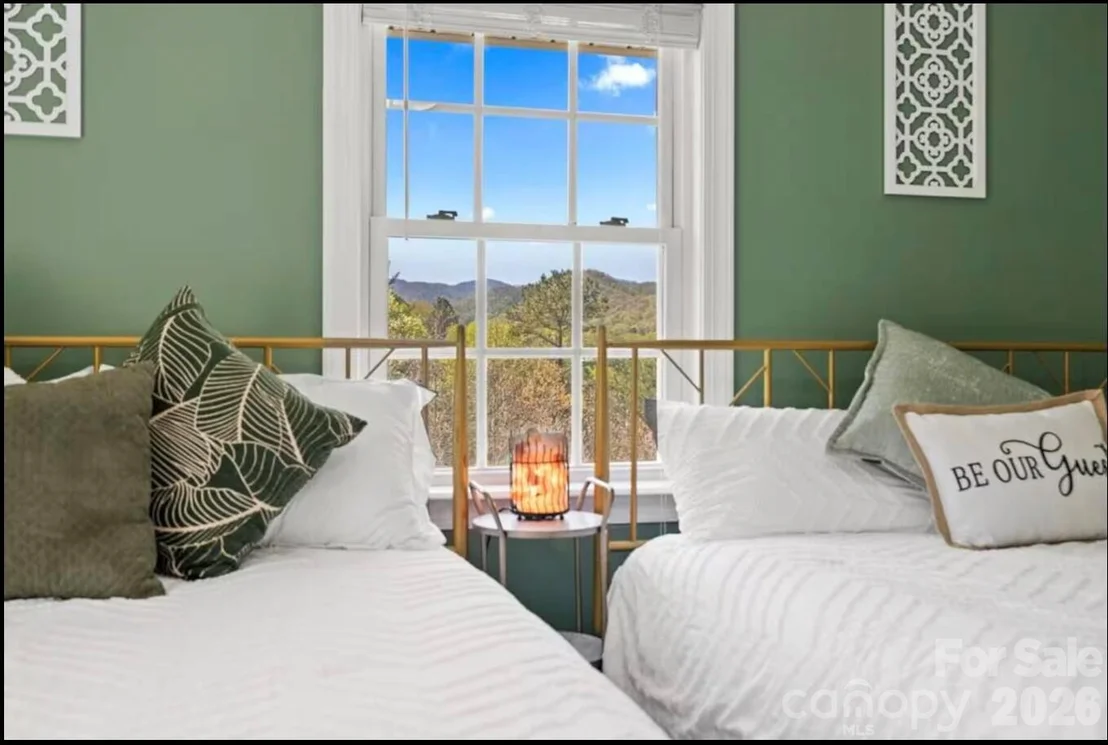 Photo of 29 Miranda Knoll