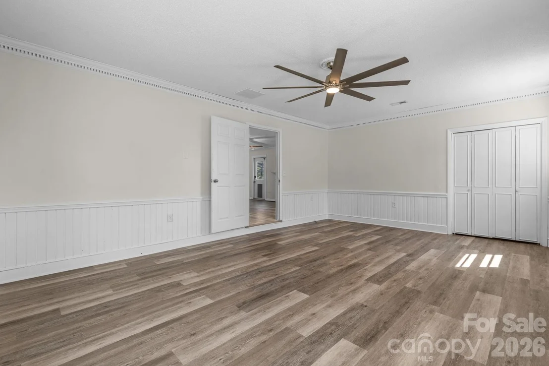 Photo of 5795 Valley Field Road