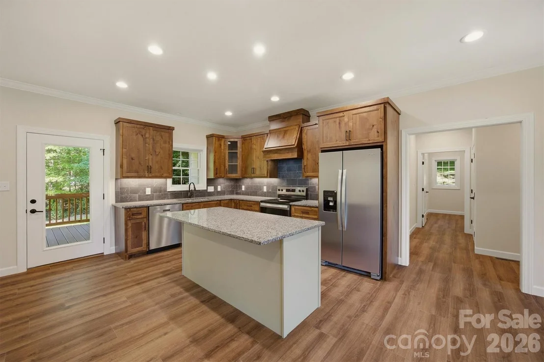 Photo of 107 Meadow View Street