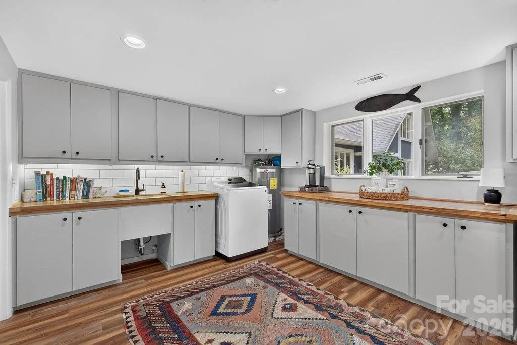 Photo of 865 Haven Drive