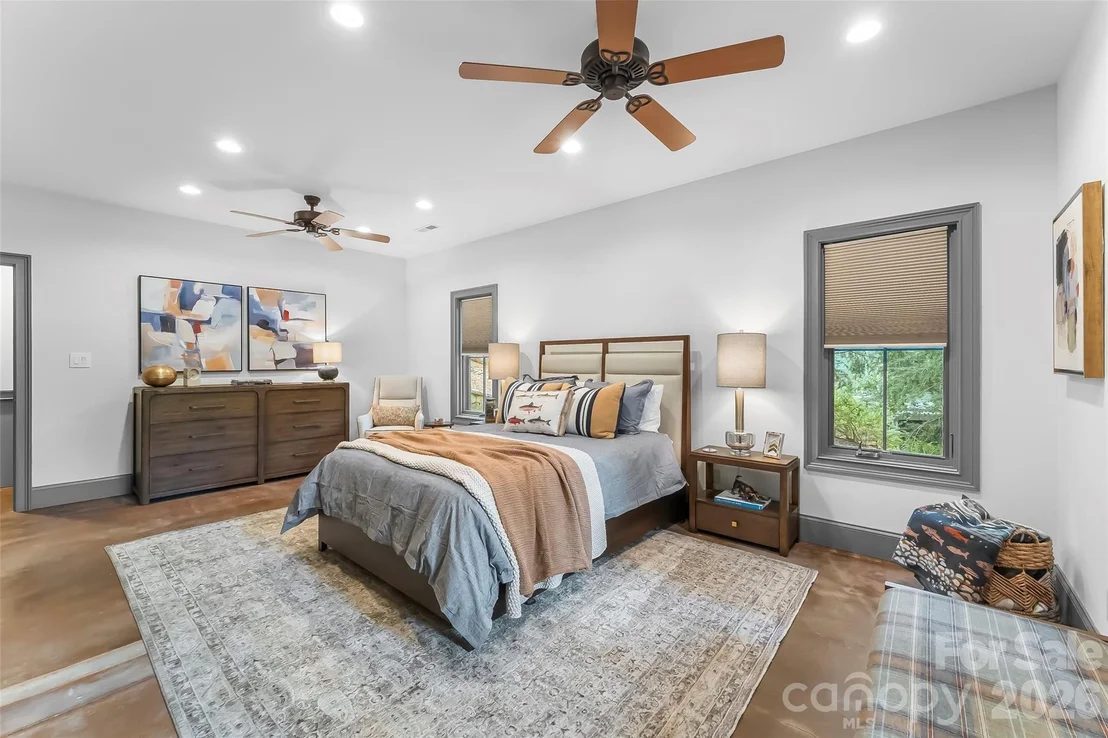 Photo of 5069 Lighthouse Court
